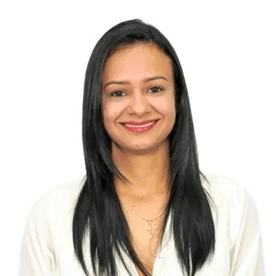 Paola Andrea Vanegas Pérez Directora Programa de Negocios Internacionales