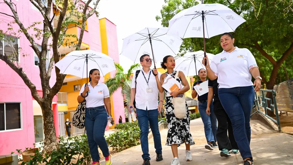 Consultorio Jurídico de Uniguajira recibió visita de Minjusticia para la verificación su funcionamiento