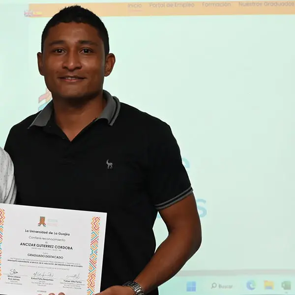 Ancizar Gutierrez Cordoba
Por su desempeño sobresaliente en el área de la educación.