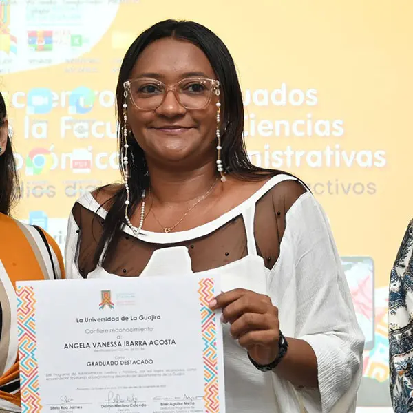 Angela Vanesa Ibarra Acosta
Por sus logros alcanzados como emprendedora.