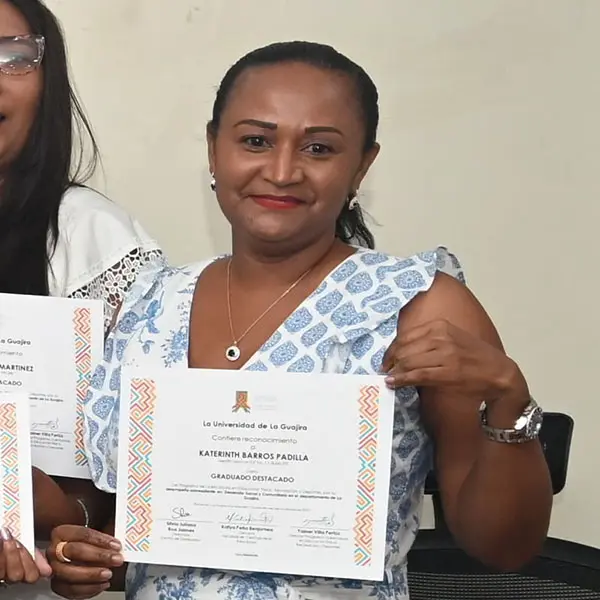 Katerinth Barros Padilla
Por su logros sobresalientes con sus aportes en el área social y comunitaria.