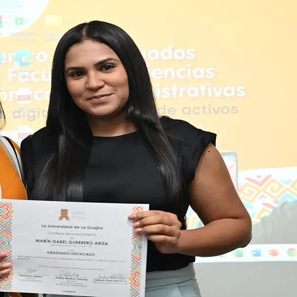 María Isabel Guerrero Ariza
Por su desempeño sobresaliente en su ejercicio como profesional.