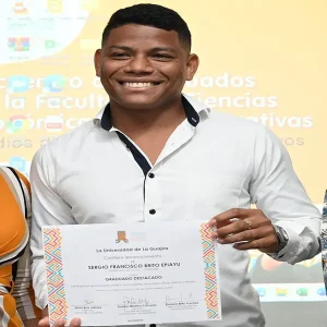 Sergio Francisco Brito Epiayu Por su desempeño sobresaliente en su ejercicio como profesional.