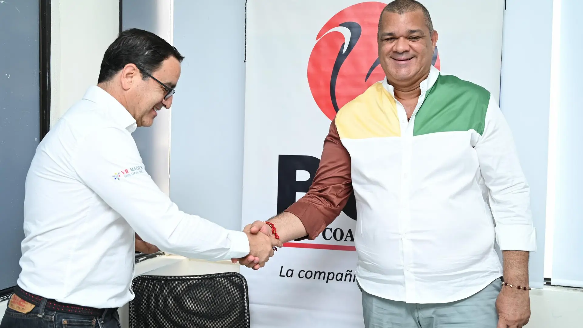 Uniguajira y BCC oficializan convenio que beneficia a más de 50 estudiantes del departamento