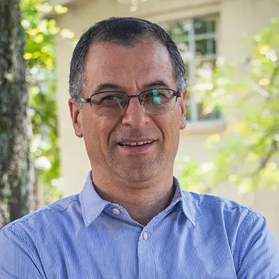 Oscar Jaime Restrepo Baena - Colombia PhD. Óscar Jaime Restrepo Baena – Universidad Nacional de Colombia
Ponencia: Tierras raras, los minerales del futuro.