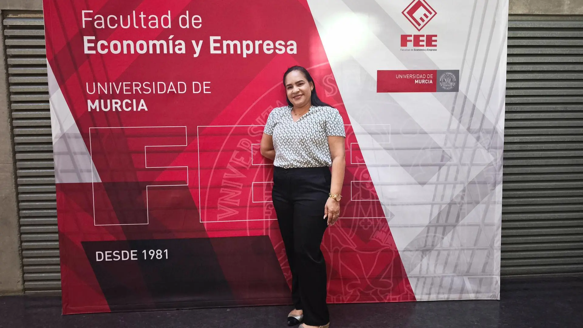 Representante de la Universidad de La Guajira durante una visita académica a la Facultad de Economía y Empresa de la Universidad de Murcia, España, en el marco de actividades de cooperación e internacionalización institucional.